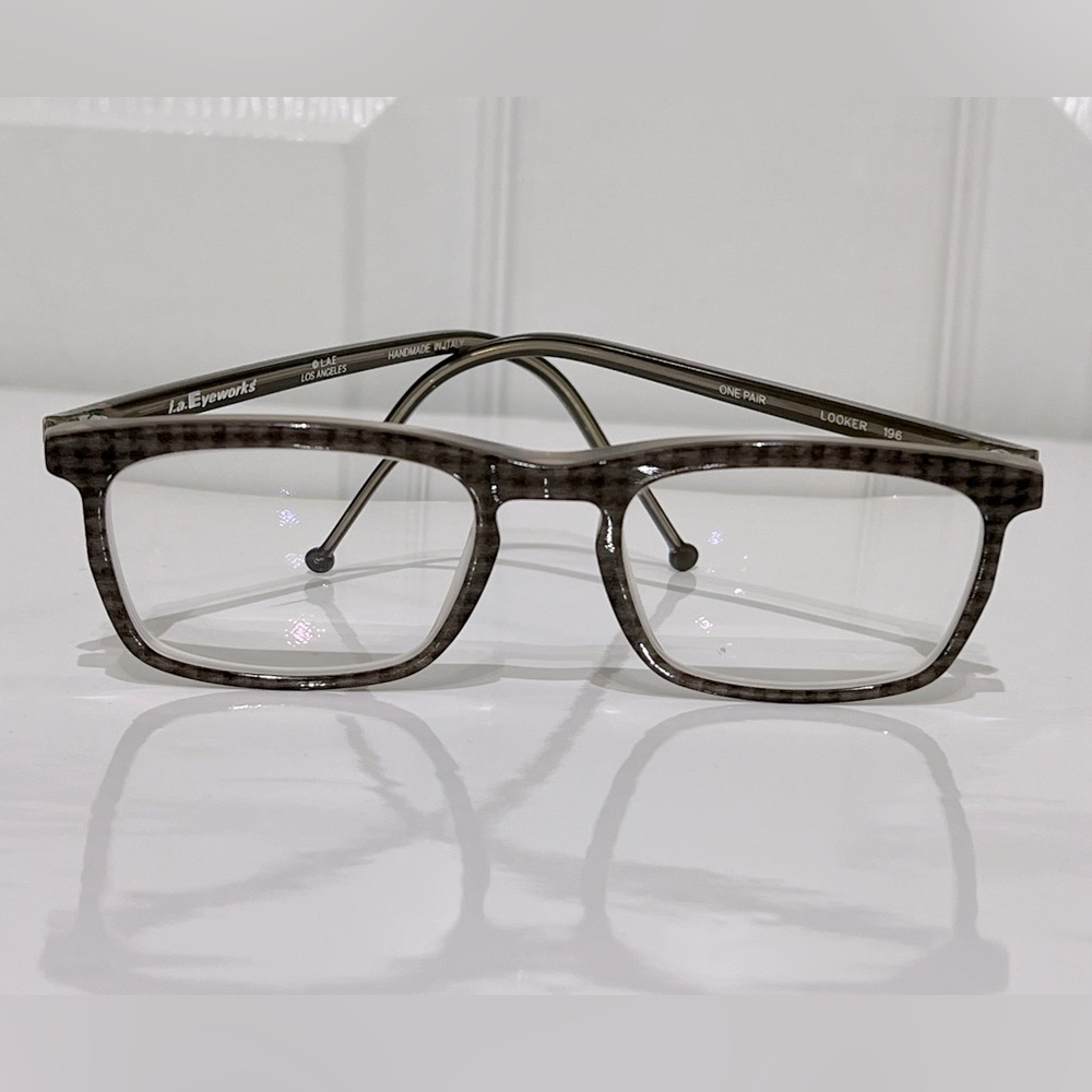 l.a. Eyeworks One Pair Looker 196